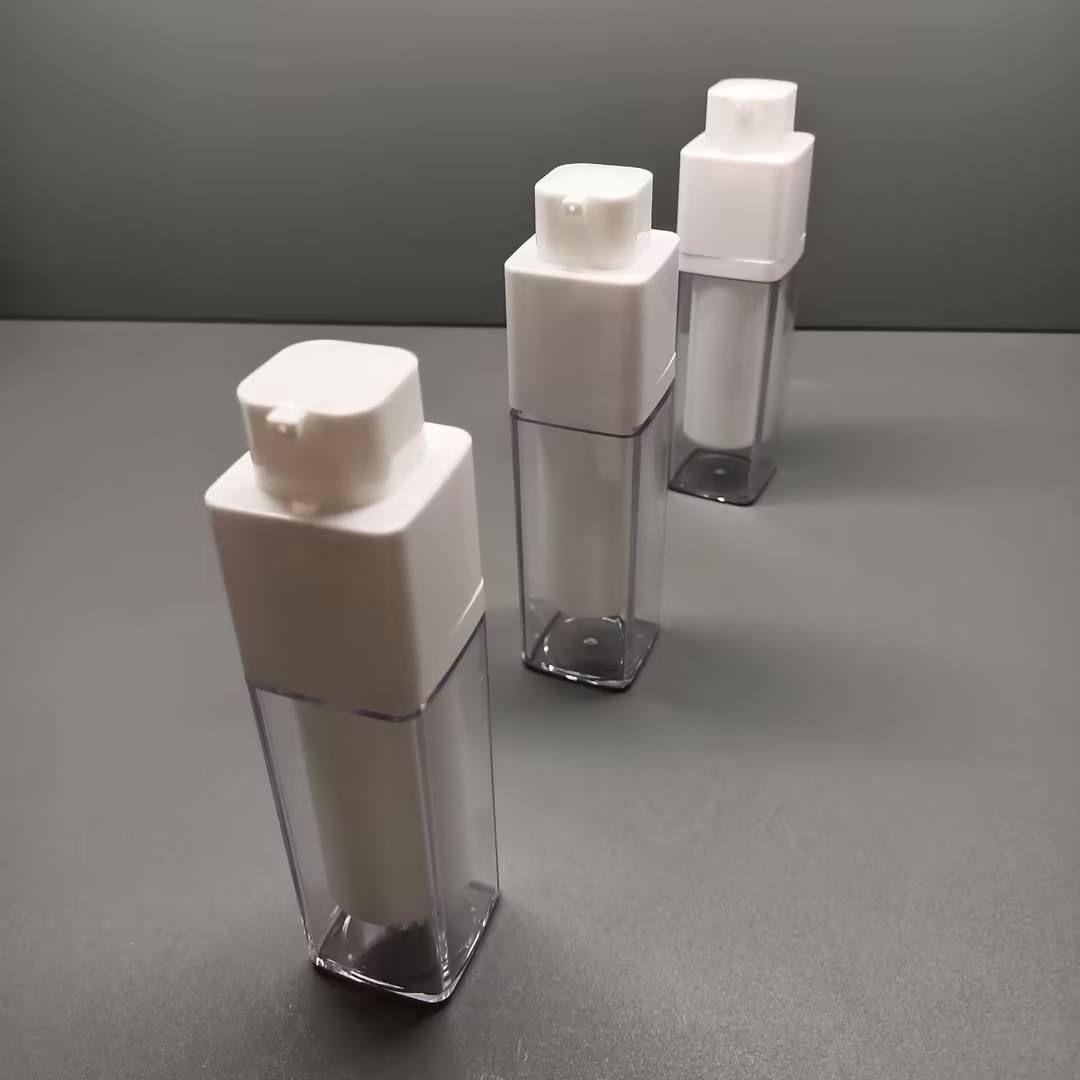 Hot Sale Empty Airless Pump Serum Bottles 15/30/50ml Square Shape Customizable Color Screen Printed Cosmetic Packaging