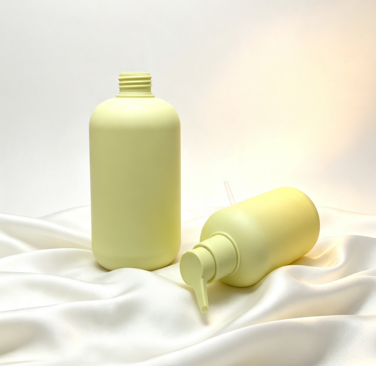 Matte Soft Touch HDPE Lotion Pump Bottle Refillable Round Plastic Bottle for Shampoo Conditioner Body Wash Custom Logo