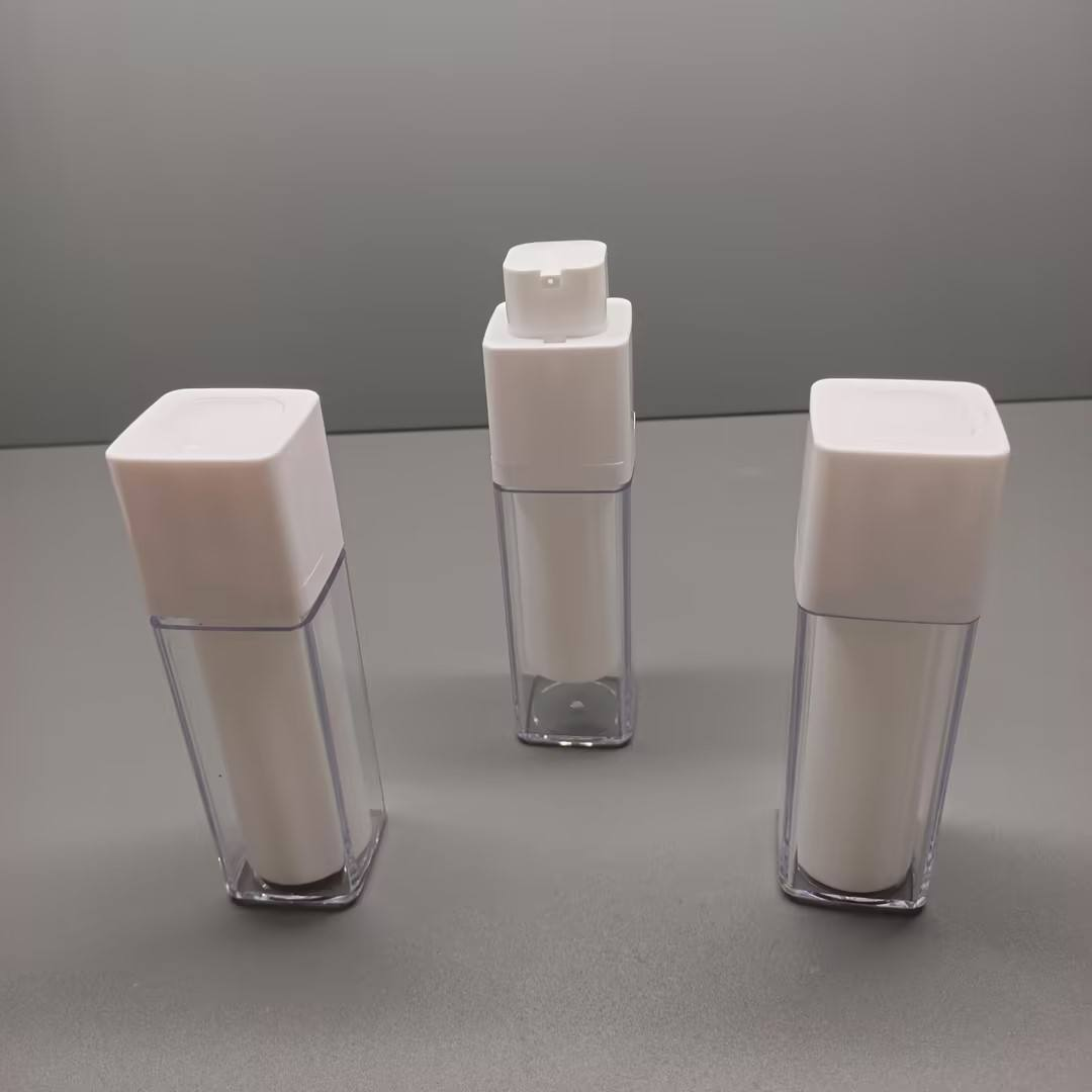 Hot Sale Empty Airless Pump Serum Bottles 15/30/50ml Square Shape Customizable Color Screen Printed Cosmetic Packaging